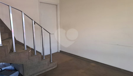 Sobrado à venda com 3 quartos em Campo Belo, São Paulo, SP