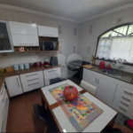 Casa à venda com 3 quartos, sendo 1 suíte,  em Vila Figueira, Suzano, SP