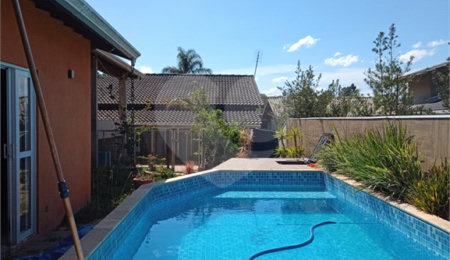 Casa Térrea à venda com 3 quartos, sendo 1 suíte,  em Jundiaizinho (terra Preta), Mairiporã, SP