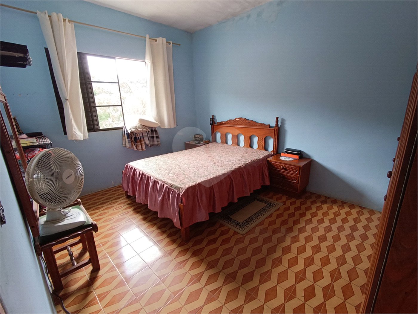 Casa à venda com 3 quartos, sendo 1 suíte, em Jardim Caparelli (mailasqui), São Roque, SP