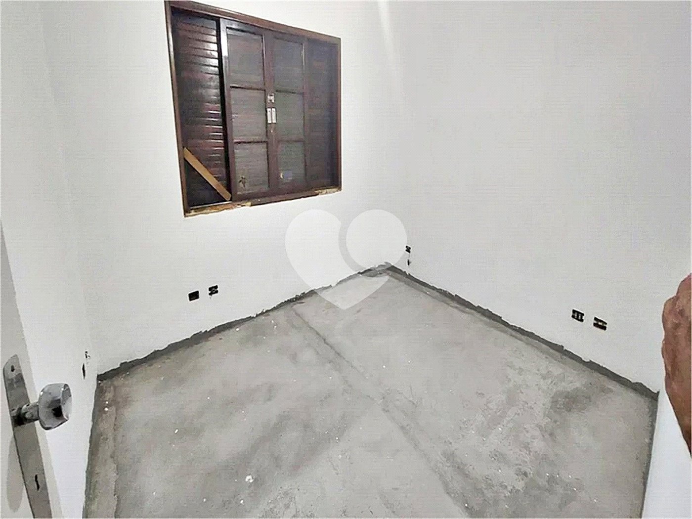 Casa Térrea à venda ou para alugar com 4 quartos, sendo 2 suítes, no Centro, Mairiporã, SP