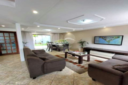 Casa à venda com 2 quartos em Campo Grande, Rio de Janeiro, RJ