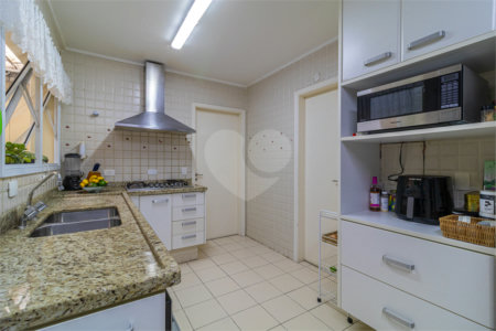 Casa à venda com 4 suítes no condomínio Vila das Acacias, São Paulo - SP