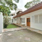 Casa de Vila à venda ou para alugar com 3 suítes em Alto da Boa Vista, São Paulo, SP