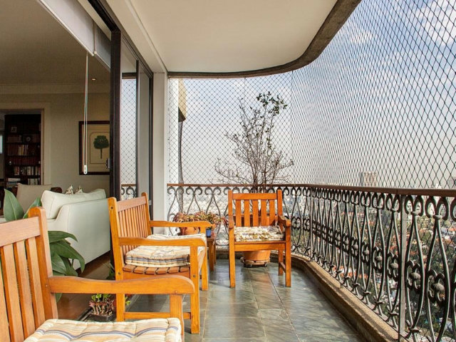 Apartamento à venda com 3 quartos, sendo 2 suítes,  em Alto da Boa Vista, São Paulo, SP