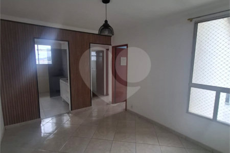 Apartamento para alugar com 2 quartos em Santíssimo, Rio de Janeiro, RJ