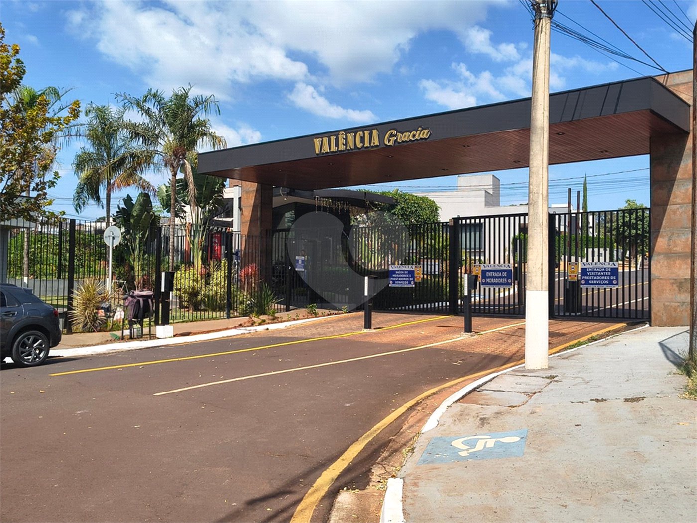 Casa à venda com 3 suítes no condomínio Valencia Gracia, Ribeirão Preto - SP