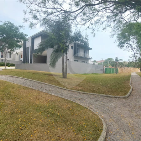 Casa à venda com 4 suítes no condomínio Residencial San Vitale, Bragança Paulista - SP