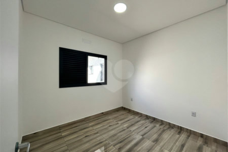 Casa à venda com 3 quartos, sendo 1 suíte, no condomínio Villagio Wanel, Sorocaba - SP