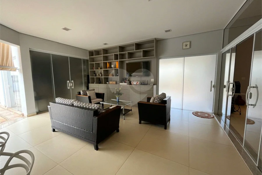 Excepcional Casa de 4 Suítes no Condomínio Monte Alegre em Piracicaba