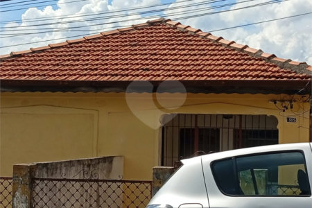 Casa Térrea à venda com 2 quartos em Vila Zat, São Paulo, SP
