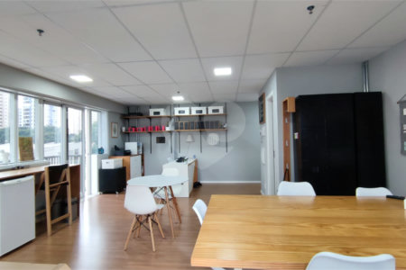 Sala à venda em Alto da Boa Vista, São Paulo, SP