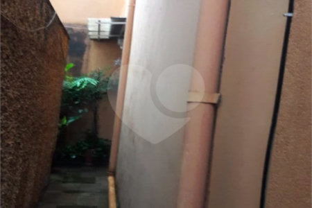 Casa à venda com 3 quartos em Mirandópolis, São Paulo, SP
