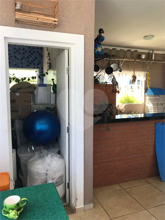 Casa à venda com 4 quartos, sendo 3 suítes, no condomínio Serra da Estrela, Atibaia - SP