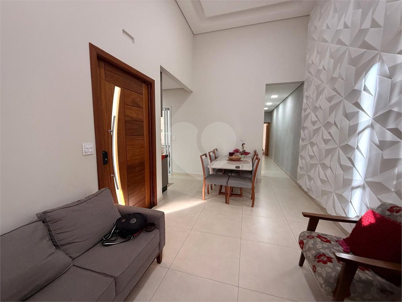 Casa à venda com 3 quartos, sendo 1 suíte, no condomínio Vila Rica, Indaiatuba - SP