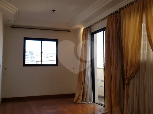 Apartamento à venda com 3 quartos, sendo 2 suítes,  em Santana, São Paulo, SP