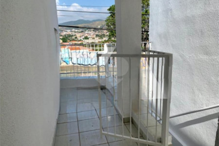 Casa à venda com 2 quartos, sendo 1 suíte,  em Jardim Pitangueiras I, Jundiaí, SP