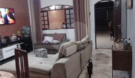 Casa à venda com 3 quartos, sendo 1 suíte,  em Vila Júlia, Poá, SP