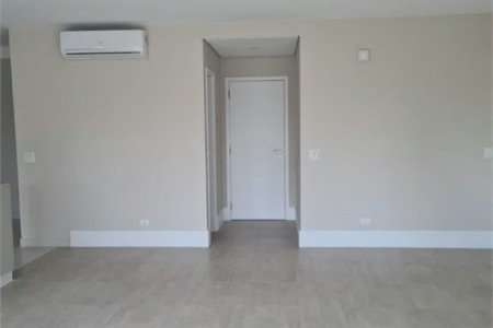 Apartamento à venda com 4 quartos, sendo 3 suítes, em Vila Andrade, São Paulo, SP