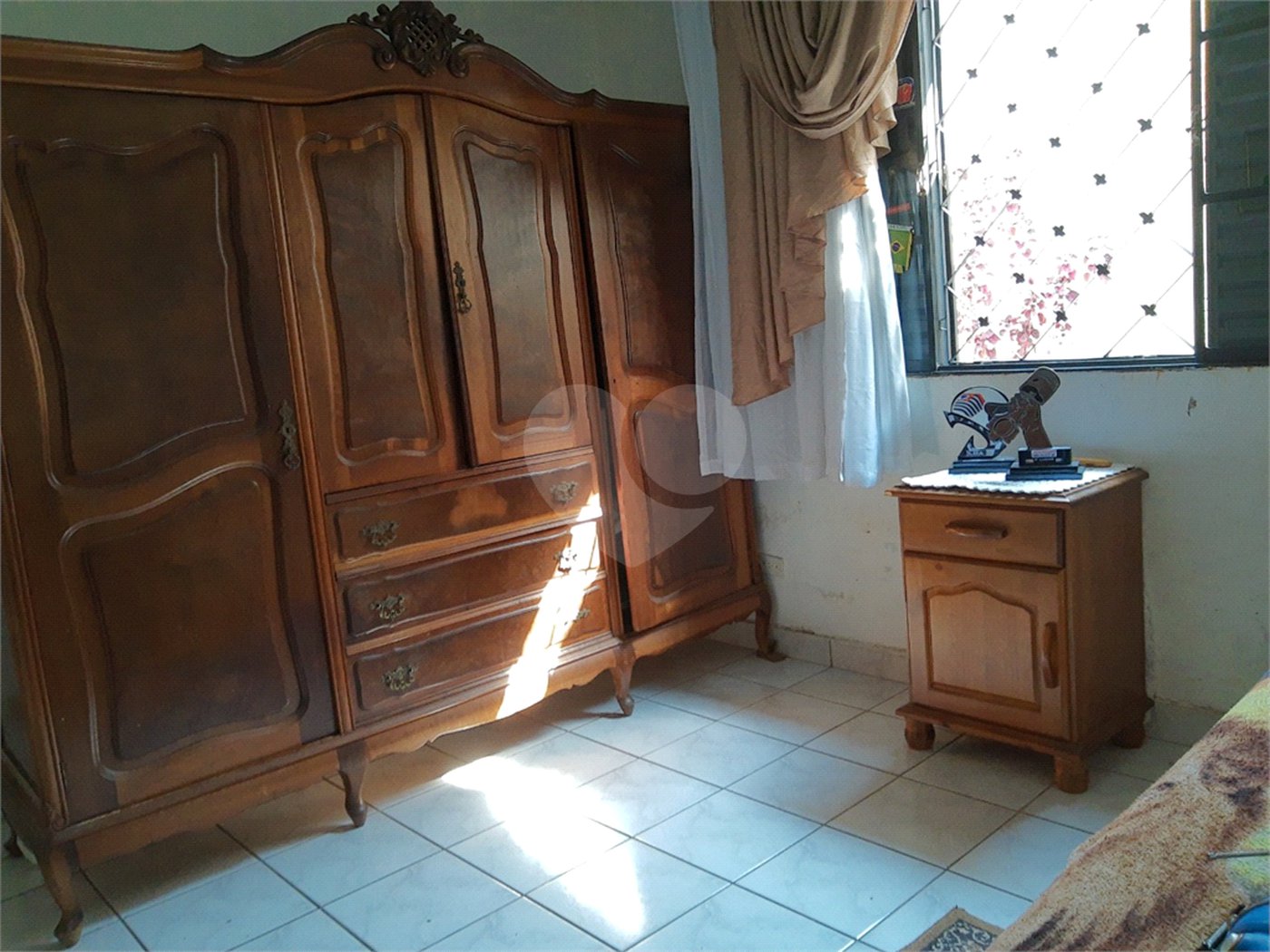 Casa Térrea à venda com 4 quartos, sendo 1 suíte,  em Vila Mazzei, São Paulo, SP