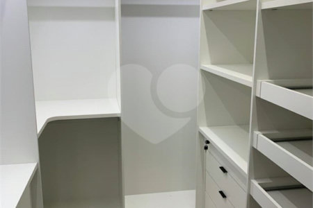 Apartamento à venda com 3 suítes em Indianópolis, São Paulo, SP
