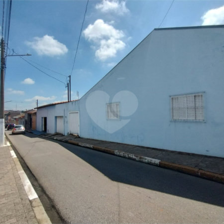 Casa à venda com 2 quartos no Centro, Itapetininga, SP