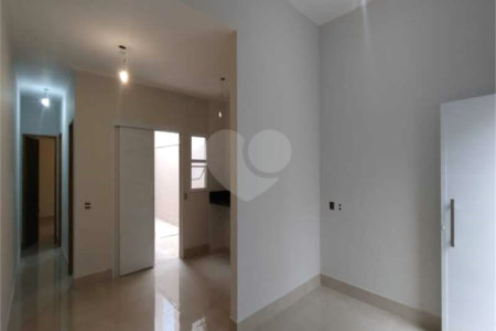 Casa à venda com 2 quartos, sendo 1 suíte, em Parque Residencial Sabiás, Indaiatuba, SP