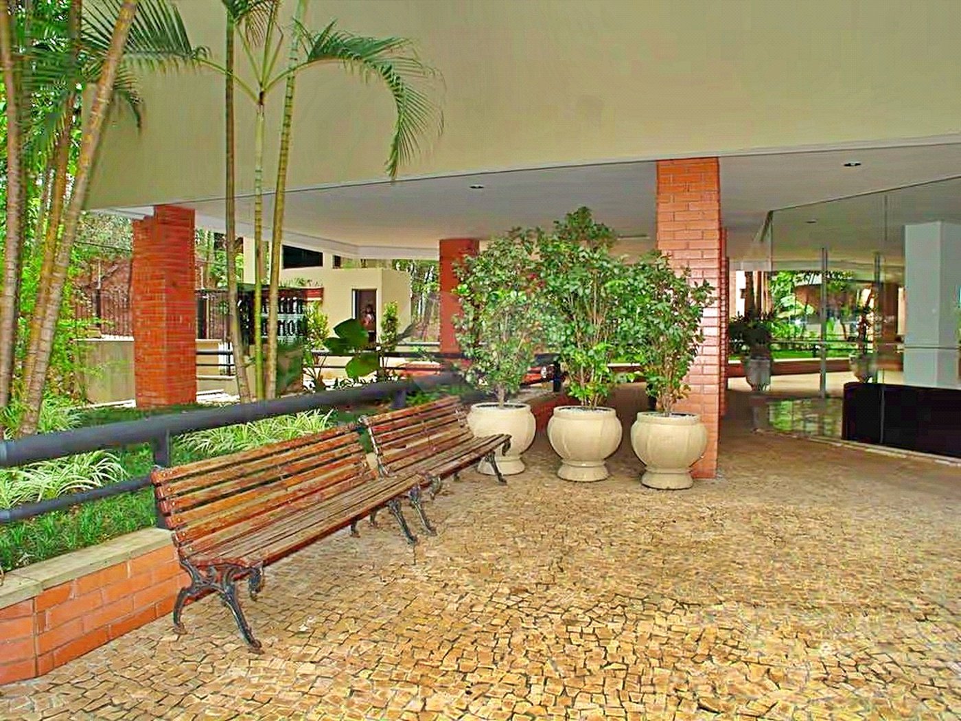 Apartamento à venda com 3 quartos, sendo 1 suíte,  em Jardim Parque Morumbi, São Paulo, SP