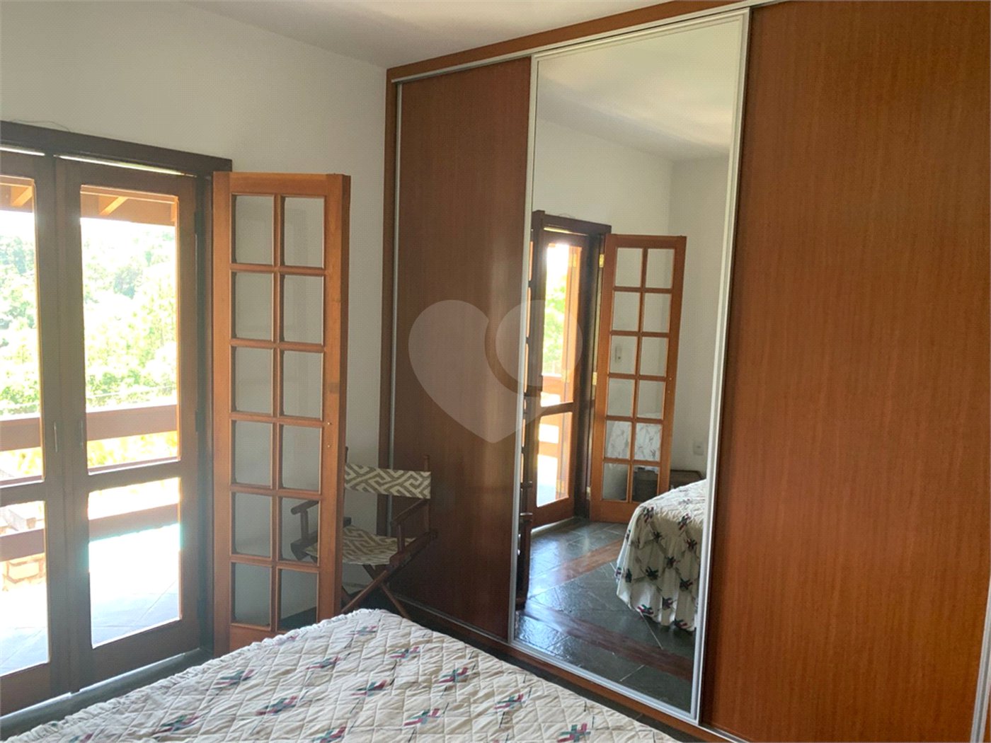 Chácara à venda com 4 quartos, sendo 2 suítes, em Parque Valinhos, Valinhos, SP