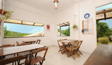 Hotel à venda com 13 quartos, sendo 12 suítes, em Alto de Búzios, Armação dos Búzios, RJ