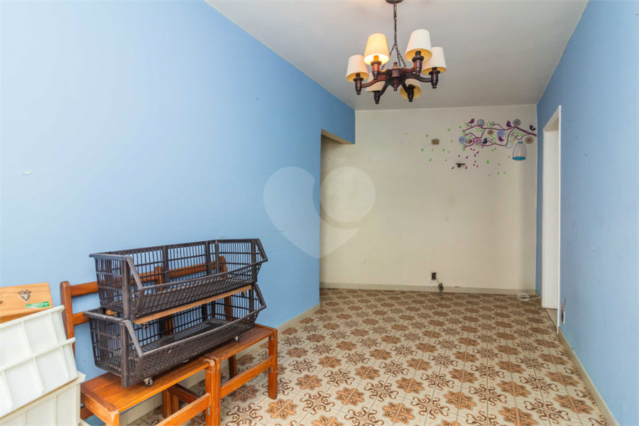 Sobrado à venda com 4 quartos, sendo 1 suíte, em Tremembé, São Paulo, SP