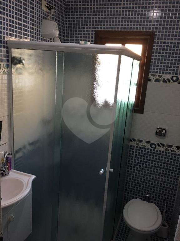 Casa à venda com 3 quartos, sendo 1 suíte, no condomínio Sobrado, São Paulo - SP