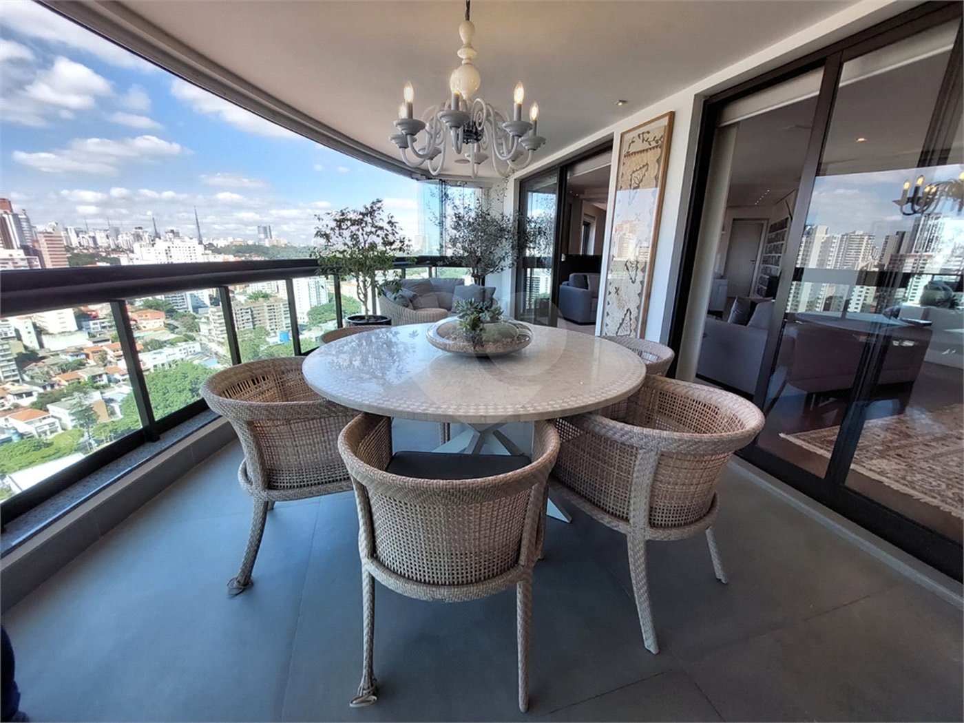 Apartamento à venda ou para alugar com 3 suítes em Perdizes, São Paulo, SP