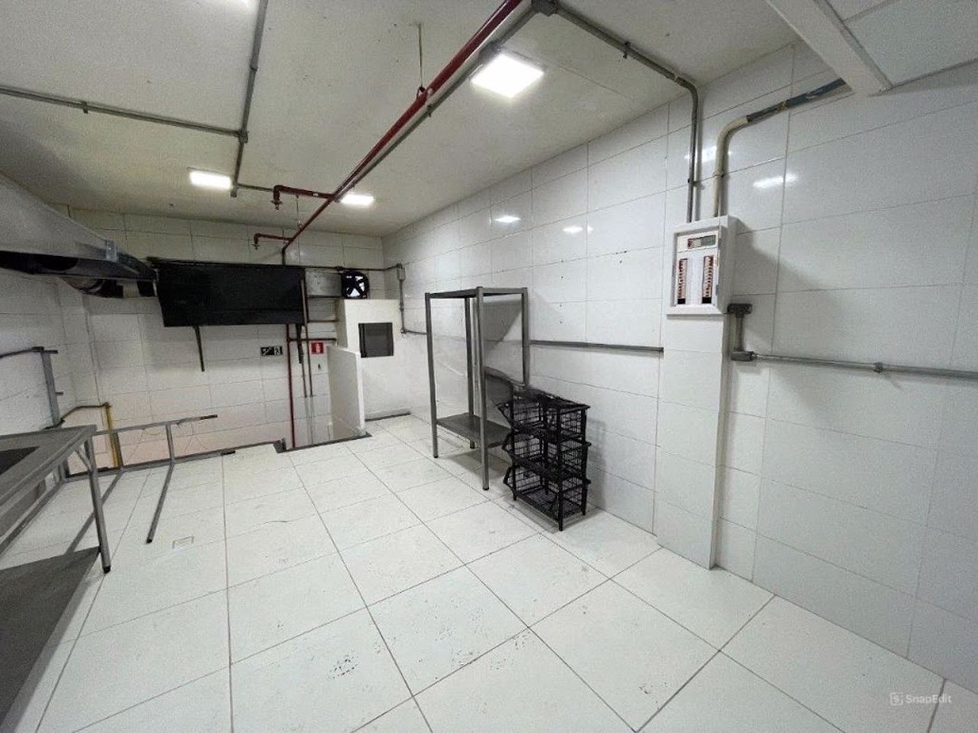 Loja Comercial para venda e locação, Gonzaga, Santos - LO0051.