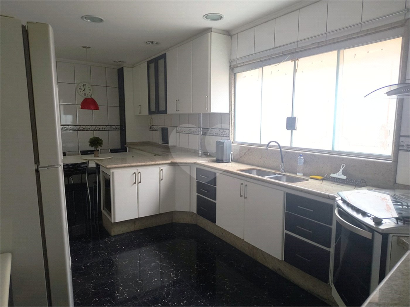 Sobrado à venda com 3 quartos, sendo 1 suíte,  em Vila Palmeiras, São Paulo, SP