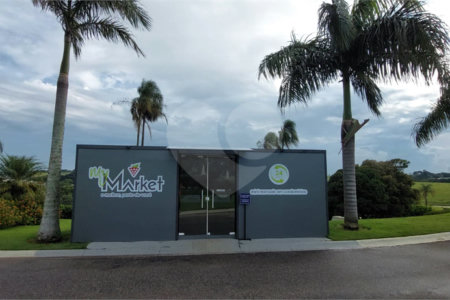 Casa à venda com 4 suítes no condomínio Figueira Garden, Atibaia - SP