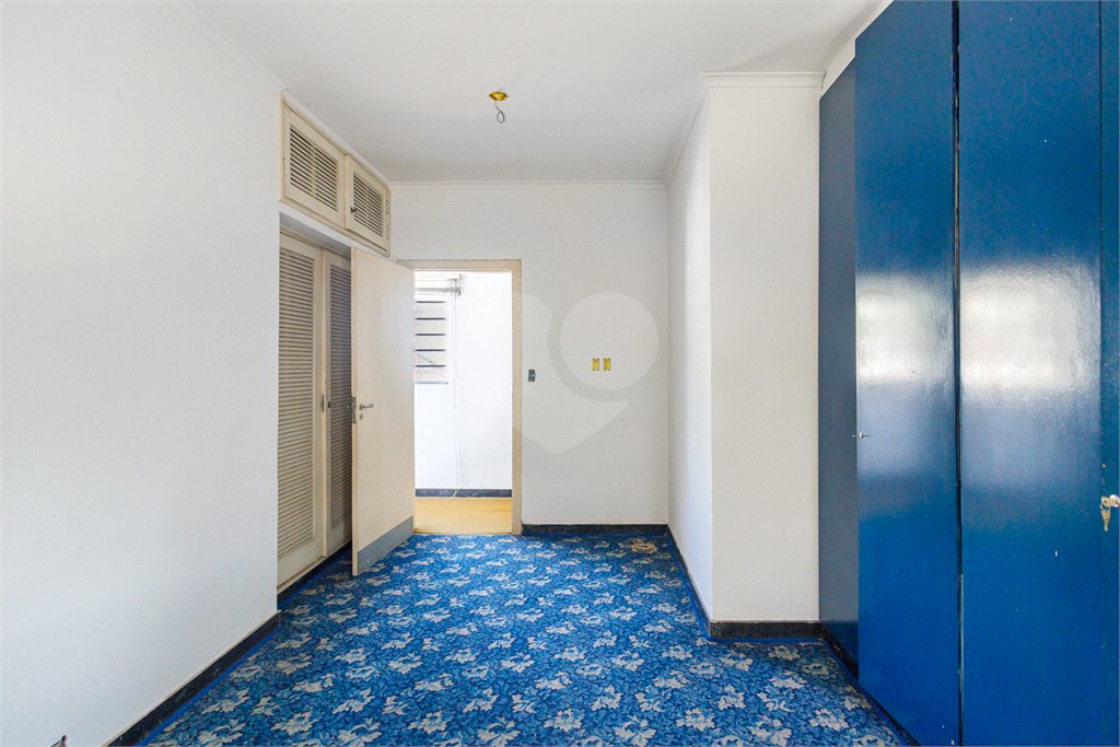 Sobrado à venda com 5 quartos, sendo 4 suítes, em Brooklin, São Paulo, SP