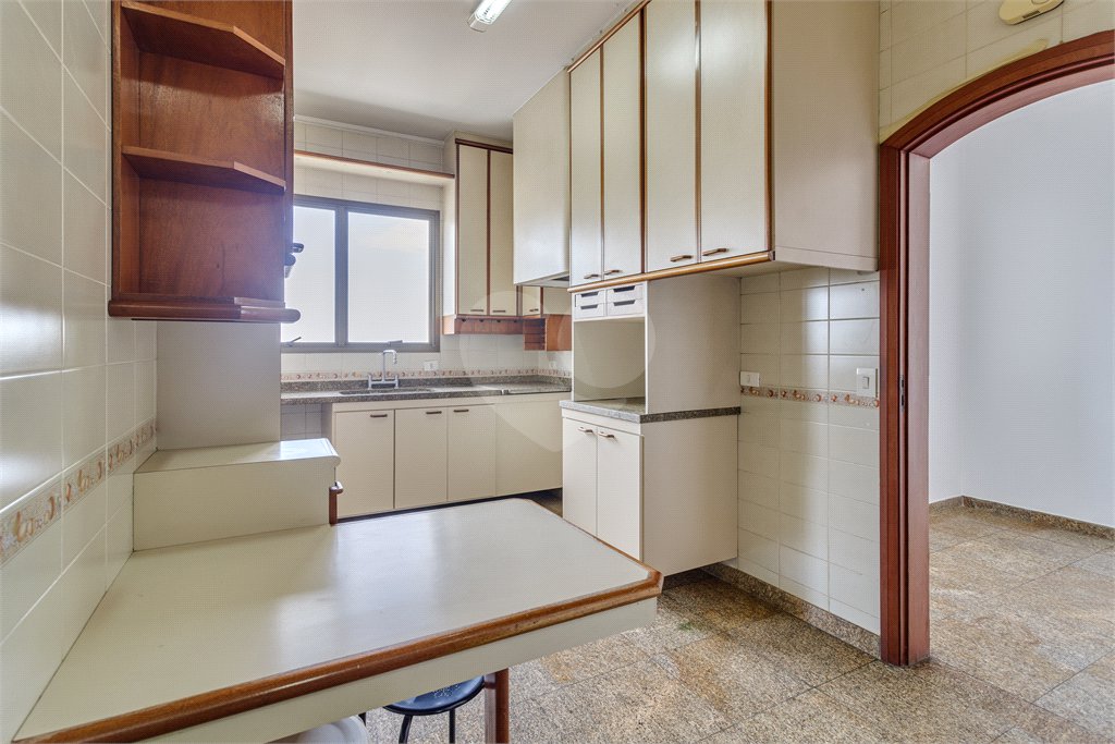 Apartamento à venda com 2 quartos, sendo 1 suíte, em Campo Belo, São Paulo, SP