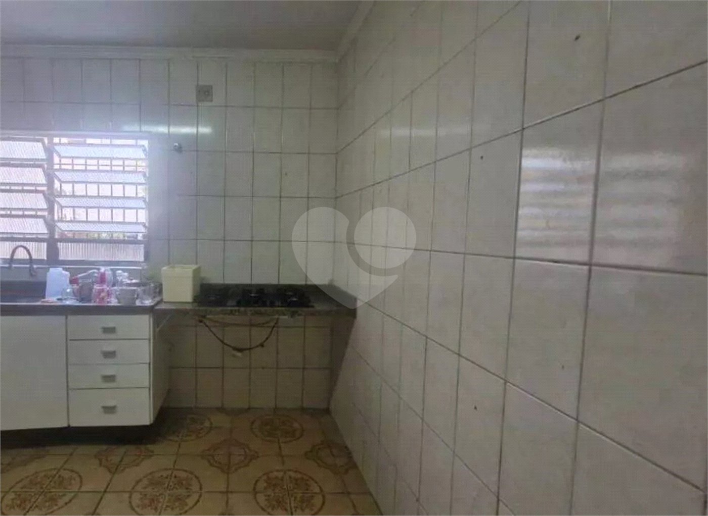 Sobrado à venda com 8 quartos em Vila Guarani, São Paulo, SP