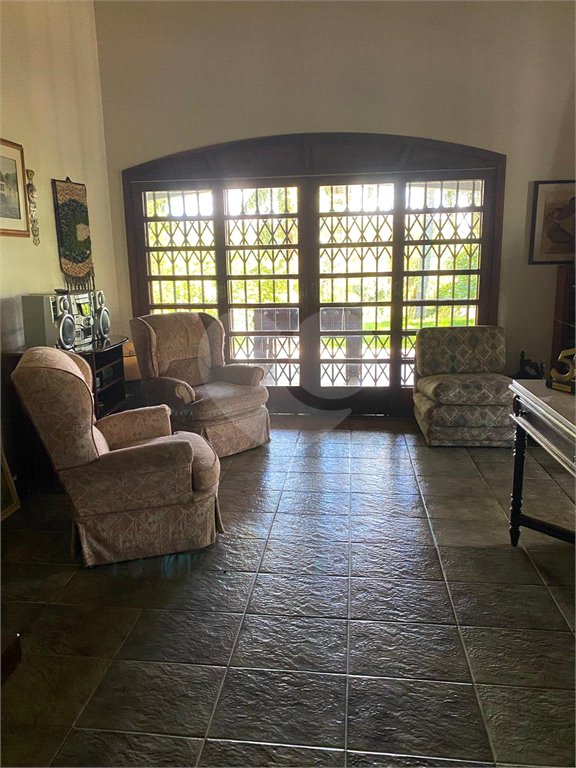 Sítio à venda com 4 quartos, sendo 3 suítes, em Aguas de Igaratá, Igaratá, SP