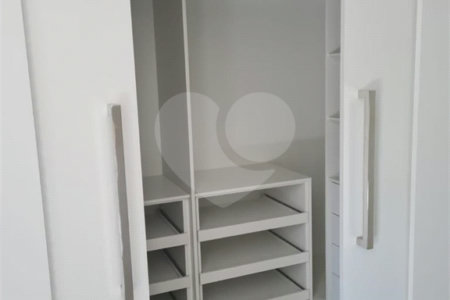Apartamento à venda com 4 quartos, sendo 3 suítes, em Vila Andrade, São Paulo, SP