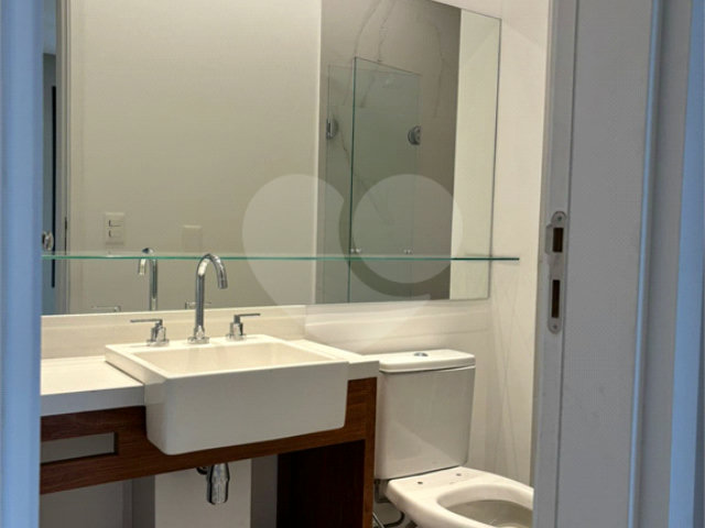 Apartamento à venda com 2 quartos, sendo 1 suíte,  em Brooklin, São Paulo, SP