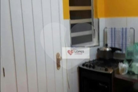 Sobrado à venda com 3 quartos, sendo 1 suíte, em Jardim das Palmas, São Paulo, SP