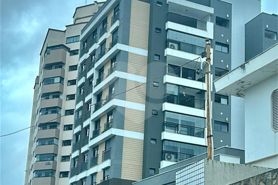 Apartamento à venda com 3 quartos, sendo 1 suíte, em Santana, São Paulo, SP