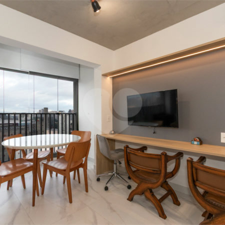Apartamento à venda ou para alugar com 1 quarto em Vila Pompéia, São Paulo, SP