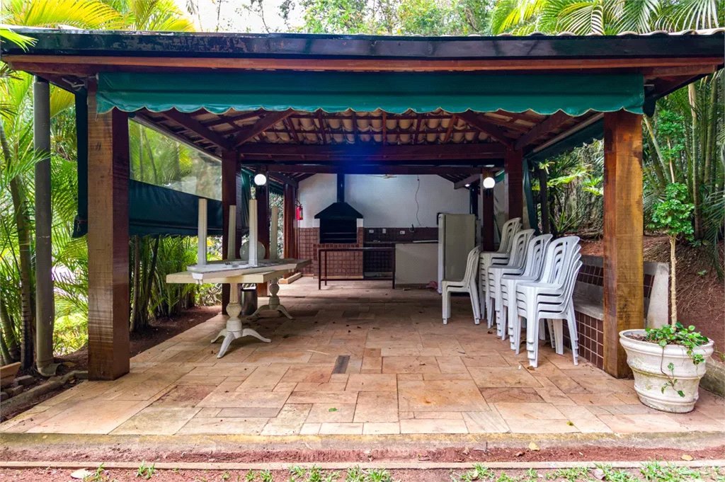 Apartamento à venda com 3 quartos, sendo 1 suíte,  em Vila Andrade, São Paulo, SP