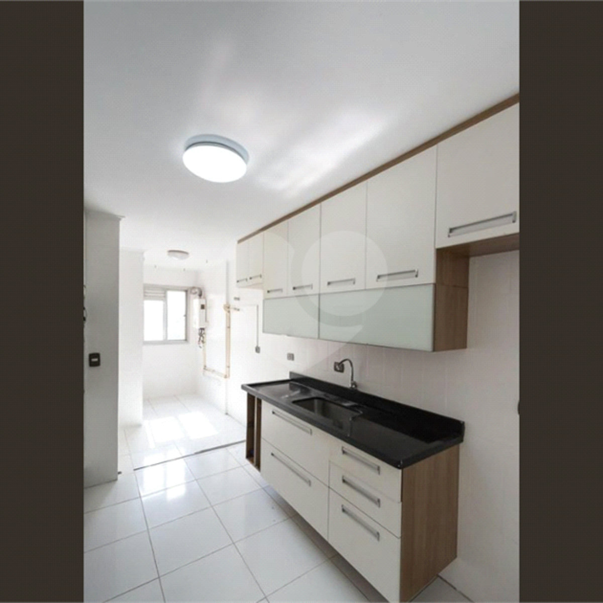 Apartamento à venda com 3 quartos, sendo 1 suíte, em Jardim Marajoara, São Paulo, SP