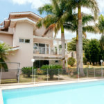 Casa à venda com 5 quartos, sendo 4 suítes, no condomínio Flamboyant, Atibaia - SP