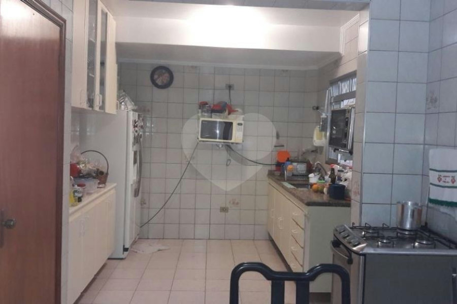 Sobrado à venda com 4 quartos, sendo 1 suíte, em Vila Guilherme, São Paulo, SP