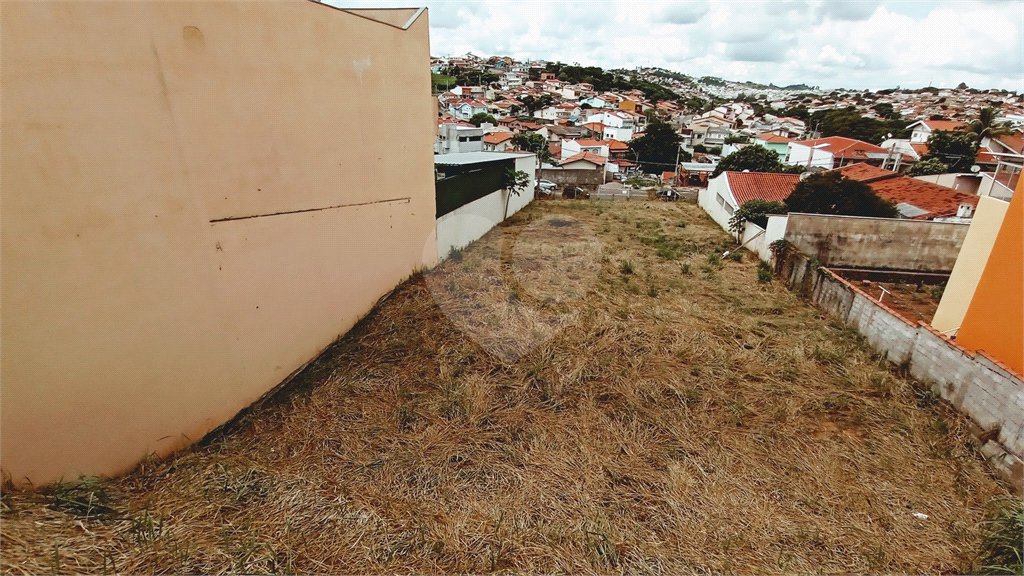 Terreno à venda em Jardim das Vitórias Régias, Valinhos, SP